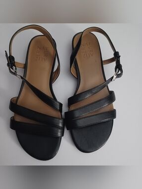 Naturalizer Hilma Strappy Sandals Sz 8 Wide